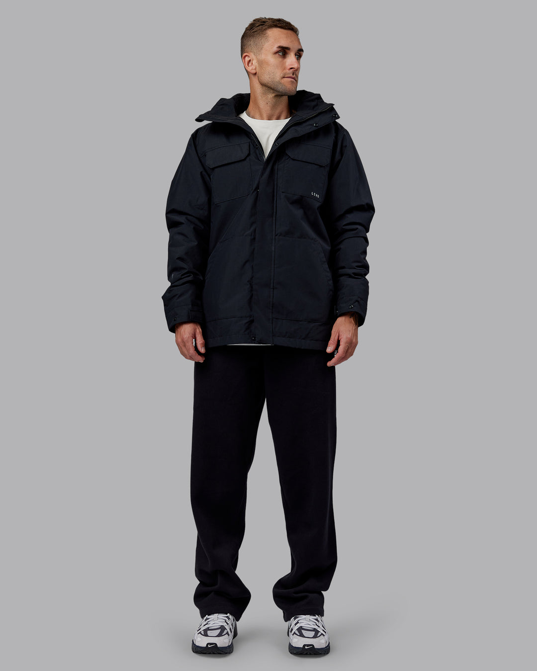 Man wearing Marshall 2.0 Jacket - Black | Model:Tommy | Size:S - view 18