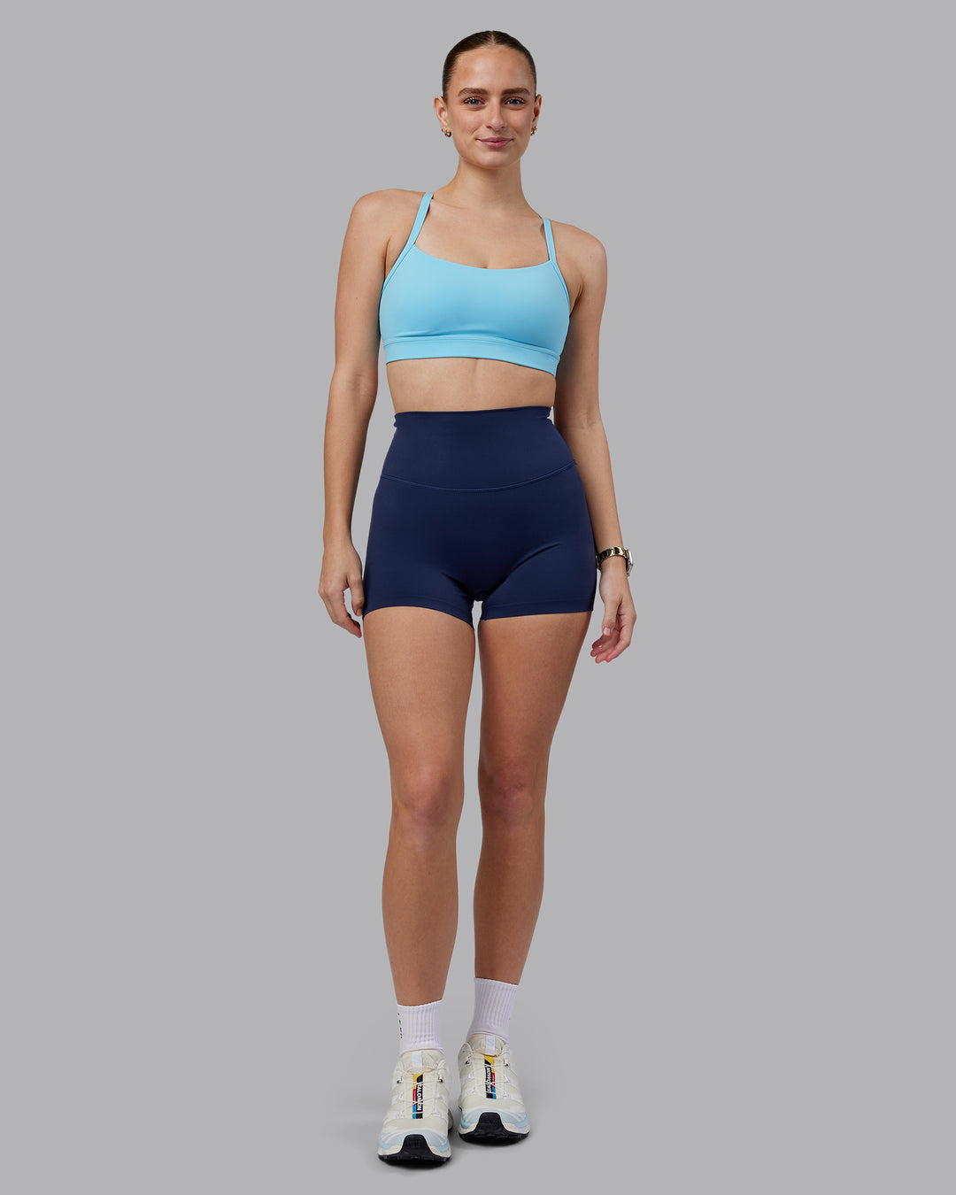 Woman wearing Momentum Sports Bra D/DD/E - Sky Blue | Model:Lillie | Size:S - view 5
