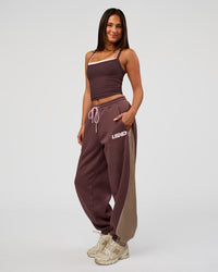 Woman wearing Power Play Stitch Up Fleece Sweat Pant - Cocoa Powder-Marshmallow | Model:Bianca | Size:S | Thumbnail Index: 7