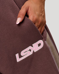 Woman wearing Power Play Stitch Up Fleece Sweat Pant - Cocoa Powder-Marshmallow | Model:Bianca | Size:S | Thumbnail Index: 8