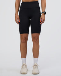 Woman wearing Rep Ultra High-Rise 9" Short Pockets - Black-Ultra Fuchsia | Model:Abbey | Size:S | Thumbnail Index: 6