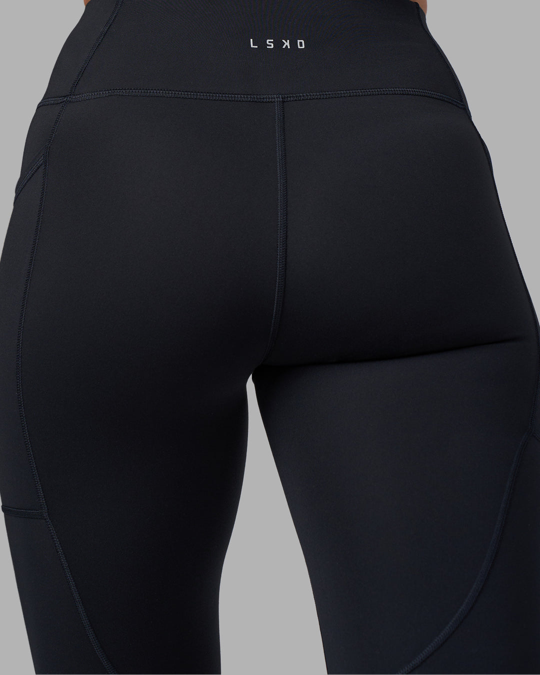 Woman wearing Rep Ultra High-Rise Full Length Legging Pockets - Black-Blue Atoll | Model:Sophie | Size:S - view 9