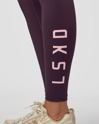 Woman wearing Rep Ultra High-Rise Full Length Legging Pockets - Midnight Plum-Marshmallow | Model:Rhiley | Size:S | Thumbnail Index: 7