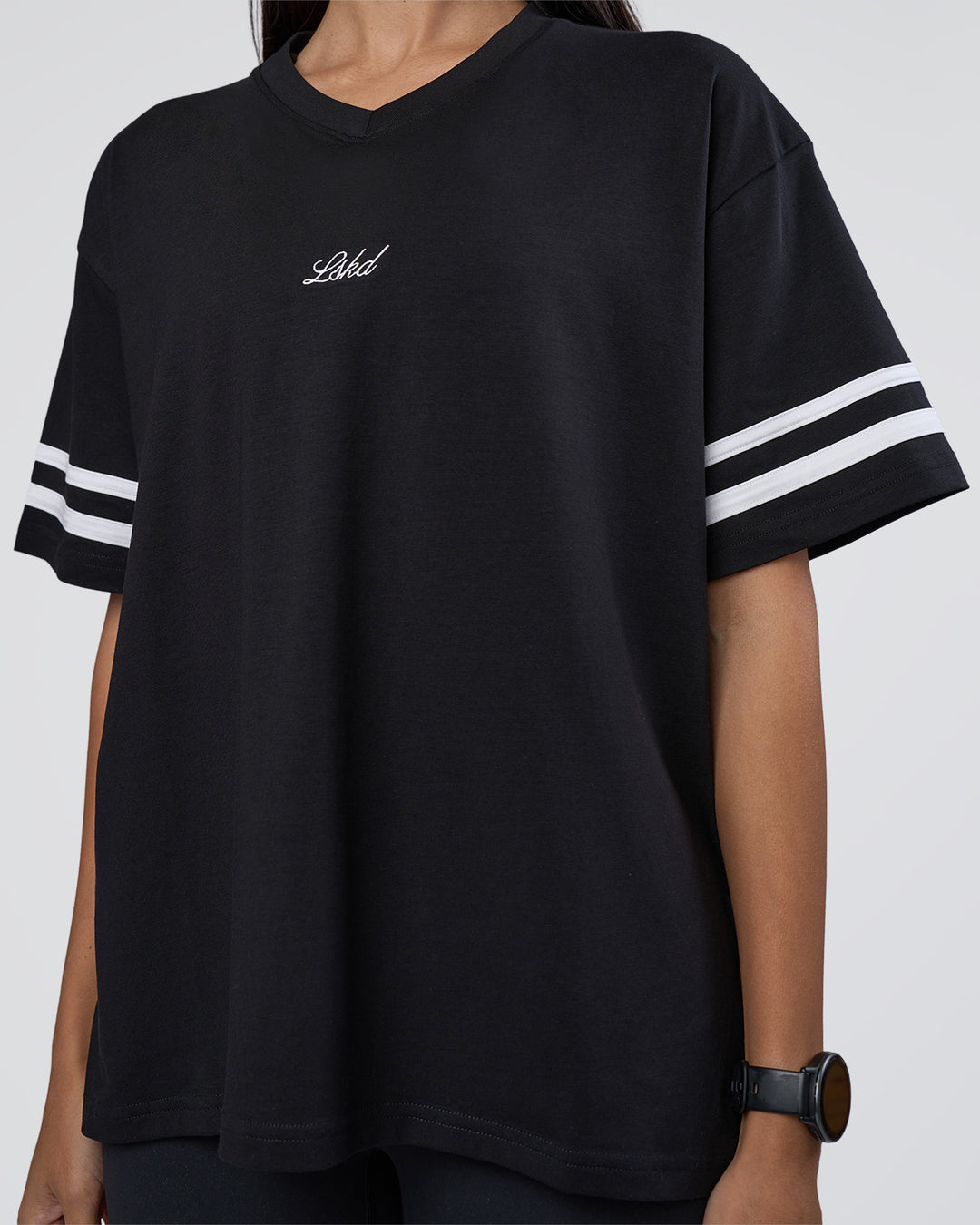 Woman wearing Victory FLXCotton Oversized Tee - Black-White | Model:Rhiley | Size:S - view 6