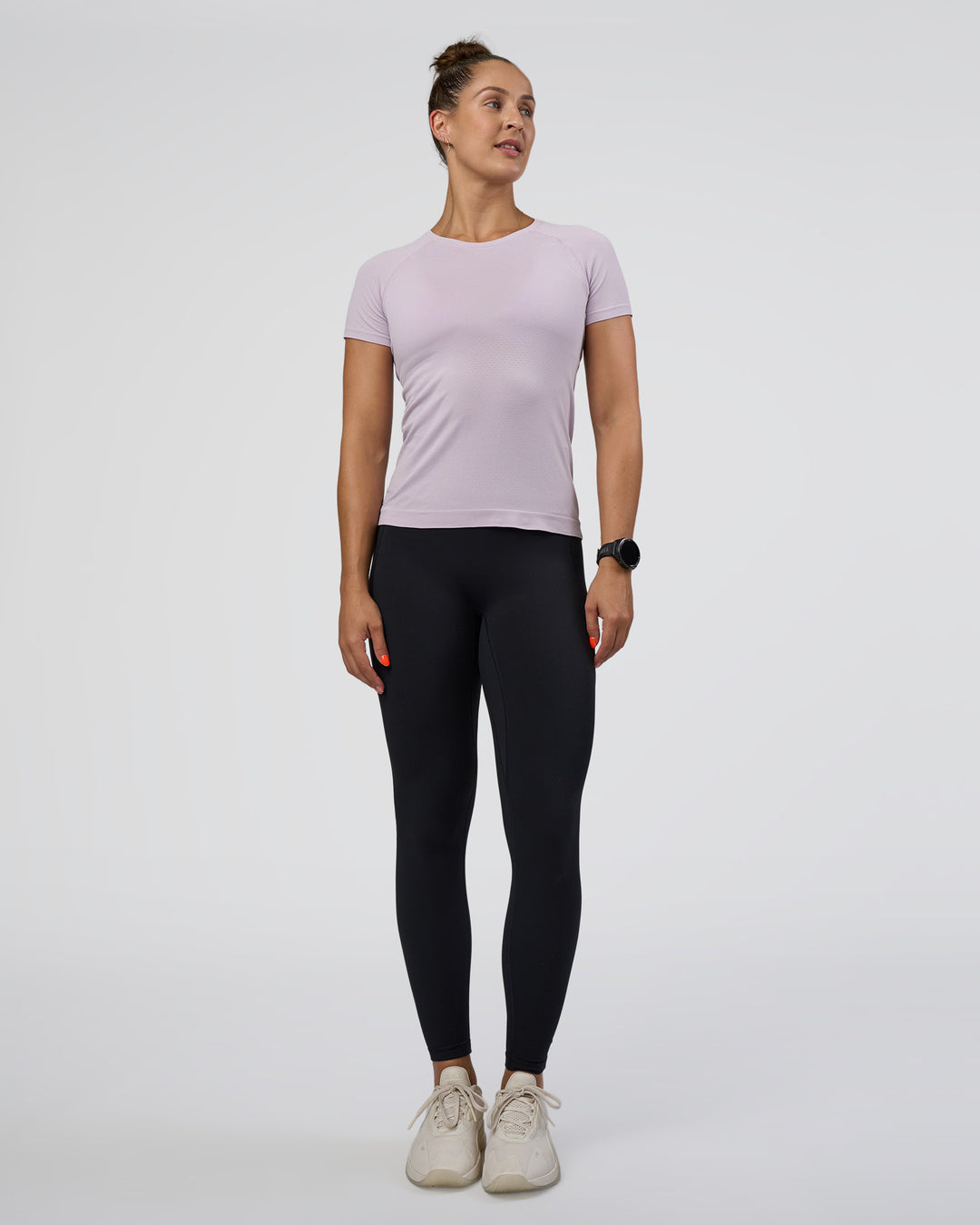 Woman wearing AeroFLX+ Seamless Tee - Fair Orchid/Fair Orchid | Model:Abbey | Size:S - view 5