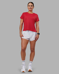 Woman wearing Pace Running Tee 2.0 - Scarlet | Model:Keisha | Size:S | Thumbnail Index: 0
