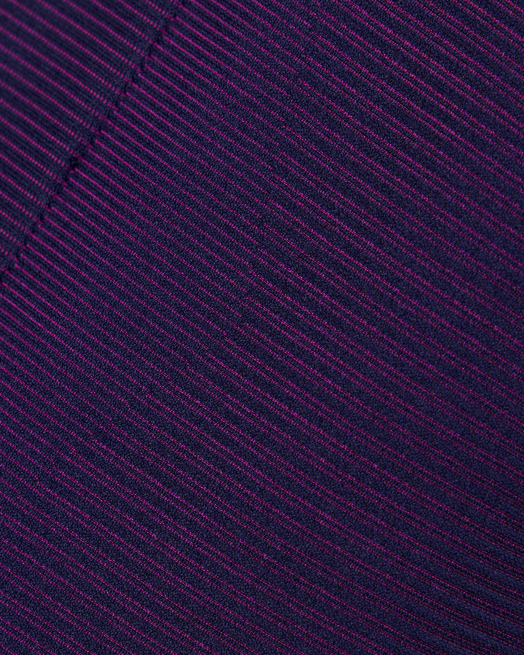 Woman wearing Seamless Fabric Future Navy-Ultra Fuchsia - view 9