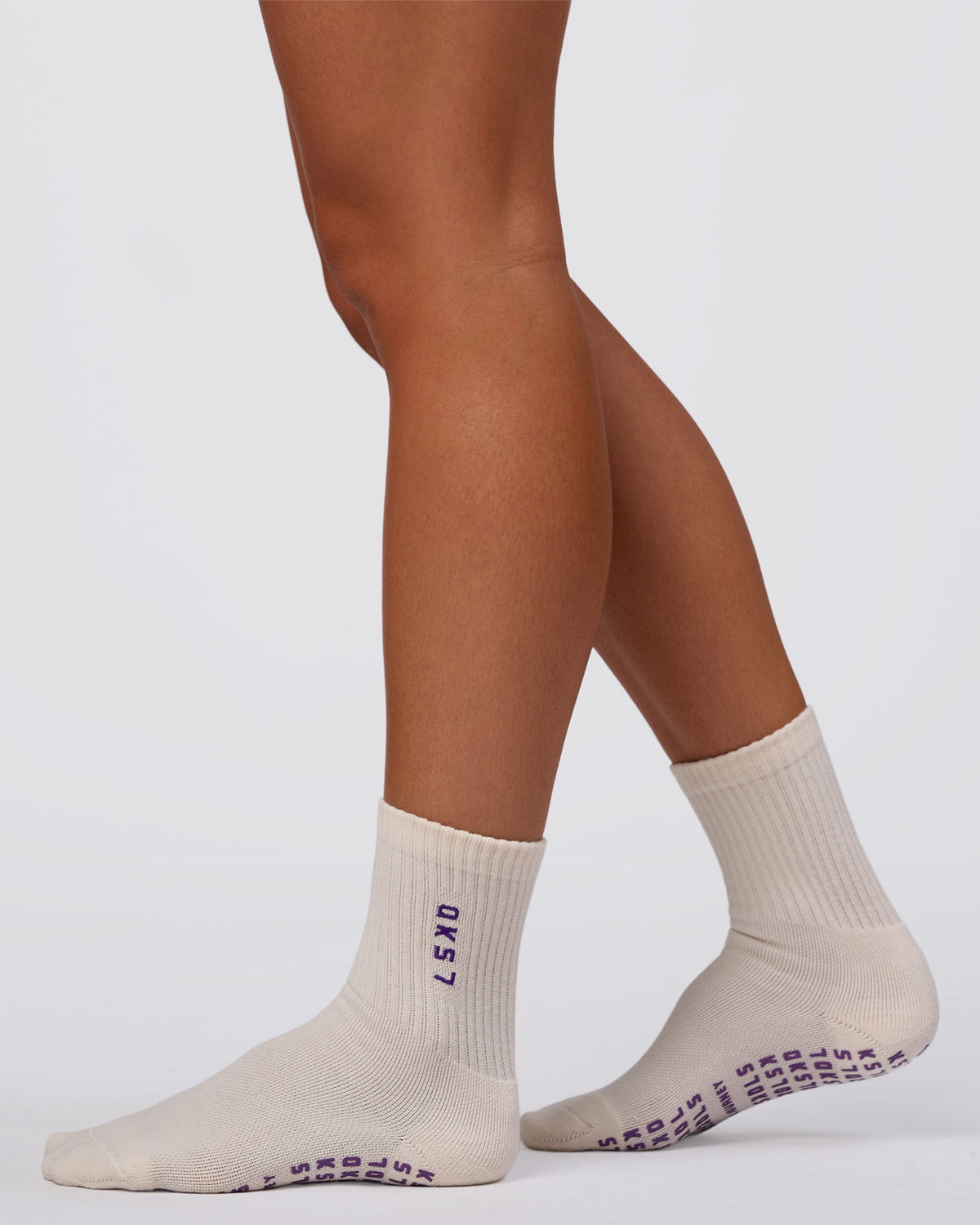 Signal Pilates Crew Grip Socks 2.0 - Off White-Fresh Purple