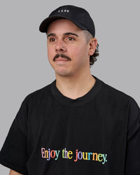Man wearing Train Cap - Black-White | Thumbnail Index: 3