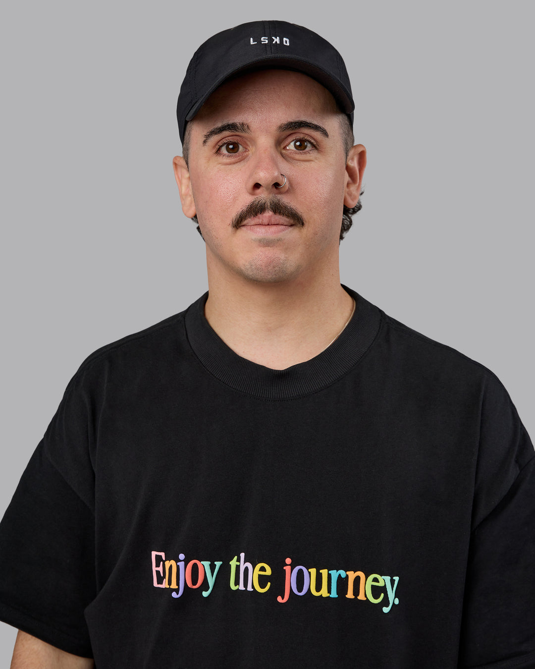 Man wearing Train Cap - Black-White - view 7