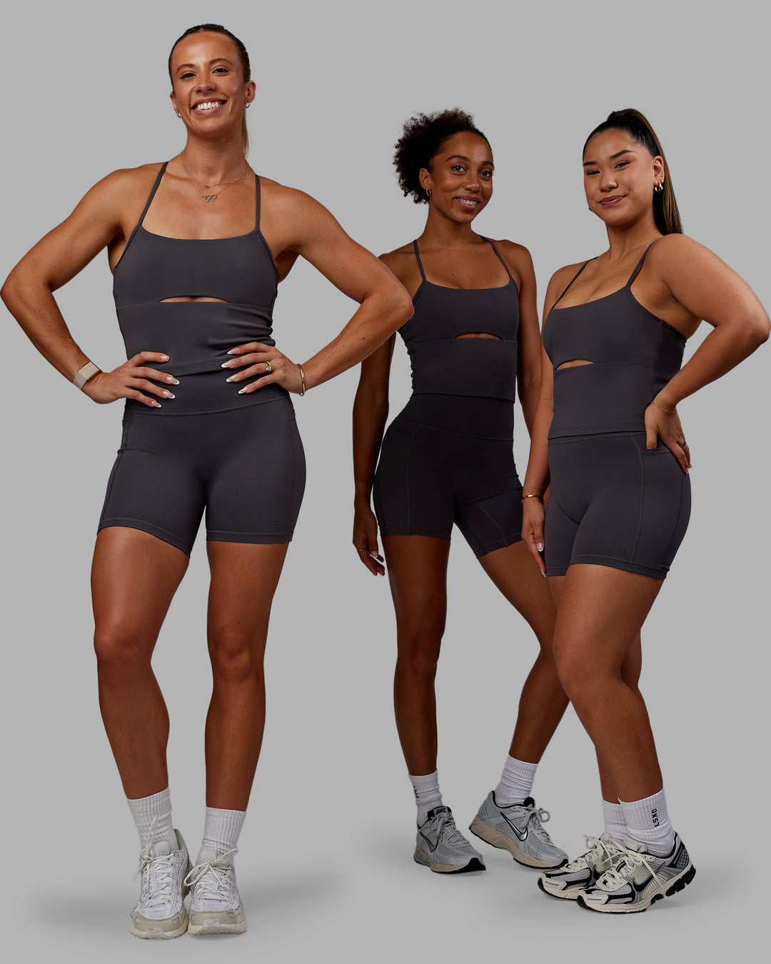 Women wearing Bree Masters Fusion Ultra High-Rise 6" Short Pockets - Stormy - view 5