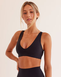 Woman wearing Bend & FLX Plunge Sports Bra - Black | Model:Georgia | Size:XS | Thumbnail Index: 0