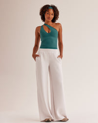Woman wearing Bend & FLX Plunge Tank - Transformative Teal | Model:Tomi | Size:XS | Thumbnail Index: 5