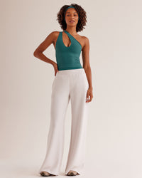 Woman wearing Elevate SoftTouch Wide Leg Pant Tall - Clay | Model:Tomi | Size:XS | Thumbnail Index: 0