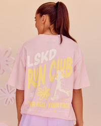 Woman wearing Grace Grove FLXCotton Oversize Tee - Marshmallow | Model:Grace | Size:XS | Thumbnail Index: 4