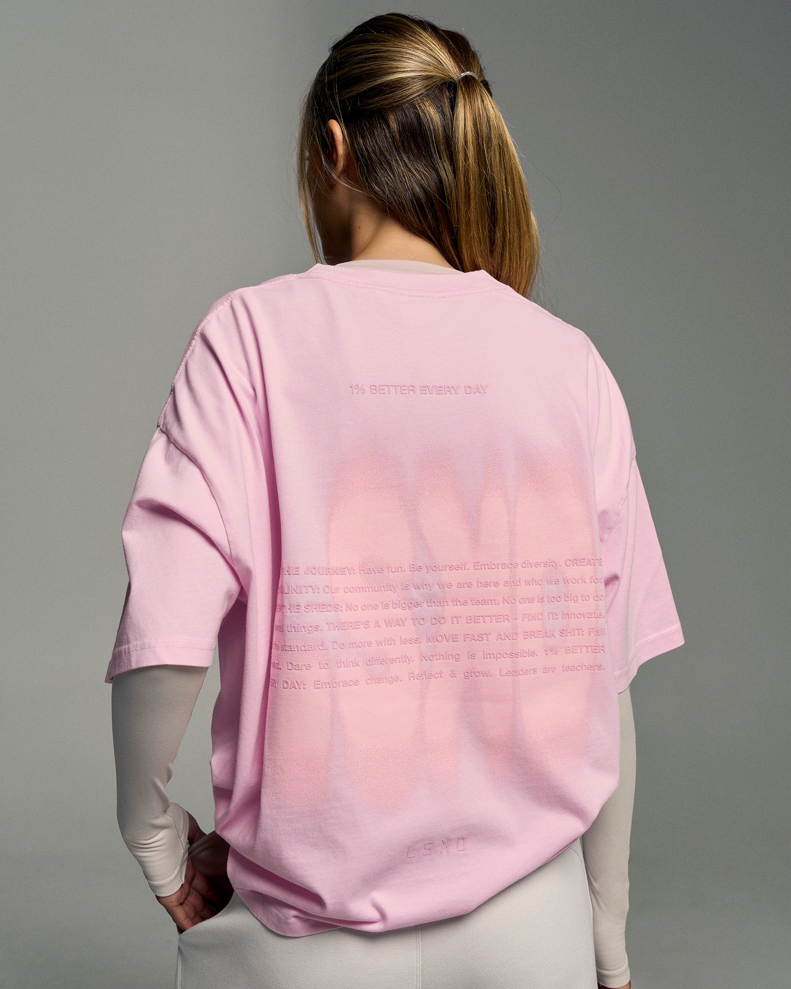 Woman wearing Memory in Motion Heavyweight Boxed Tee - Marshmallow Washed | Model:Georgia | Size:XS