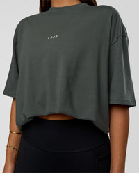 Woman wearing Abstract Haze FLXCotton Tee - Carbon Green-Cantaloupe | Model:Bianca | Size:XS | Thumbnail Index: 8