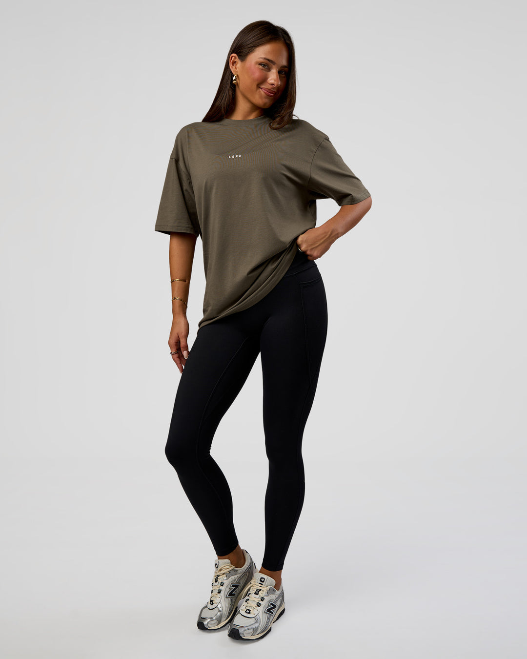 Woman wearing Abstract Haze FLXCotton Tee - Walnut Grey-White | Model:Bianca | Size:XS - view 5