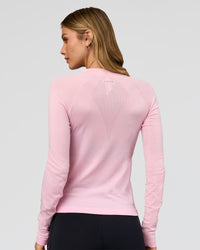 Woman wearing AeroFLX+ Long Sleeve Half Zip - Marshmallow/Marshmallow | Model:Leilani | Size:XS | Thumbnail Index: 3