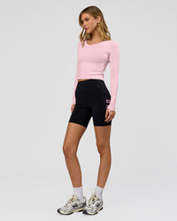 Woman wearing AeroFLX+ Seamless Long Sleeve Skimmer Tee - Marshmallow/Marshmallow | Model:Leilani | Size:XS | Thumbnail Index: 2