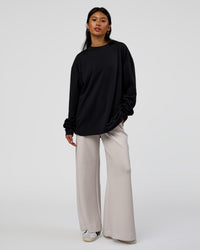 Woman wearing AfterDark ZeroCrease Long Sleeve Tee - Black | Model:Loren | Size:XS | Thumbnail Index: 10