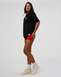 Woman wearing Archive FLXCotton Oversized Tee - Black-Scarlet | Model:Kirstyn | Size:XS | Thumbnail Index: 7
