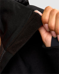 Woman wearing Auxiliary 2.0 Jacket - Black | Model:Brylee | Size:XS | Thumbnail Index: 5