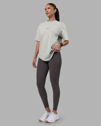 Woman wearing Be Yourself FLXCotton Tee Oversize - Circular Grey Washed-Violet | Model:Rhiley | Size:XS | Thumbnail Index: 7