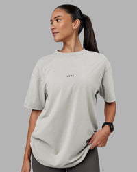 Woman wearing Be Yourself FLXCotton Tee Oversize - Circular Grey Washed-Violet | Model:Rhiley | Size:XS | Thumbnail Index: 2