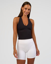 Woman wearing Bend & FLX Plunge Tank - Black | Model:Brylee | Size:XS | Thumbnail Index: 3
