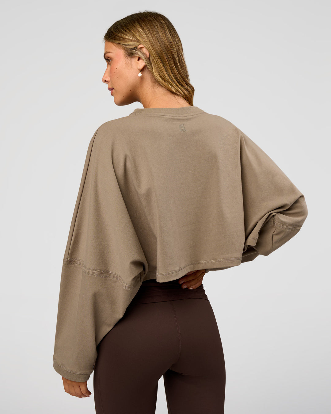 Woman wearing CF Street Surge Long Sleeve Tee - Taupe Ash | Model:Leilani | Size:XS - view 8