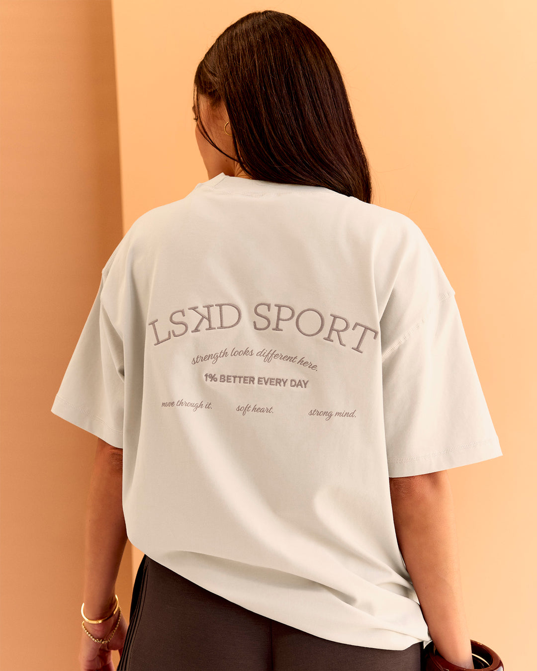 Woman wearing CF Unisex Oversized Heavyweight FLXCotton Tee - Clay-CF X LSKD Sport | Model:Chloe | Size:XS - view 8