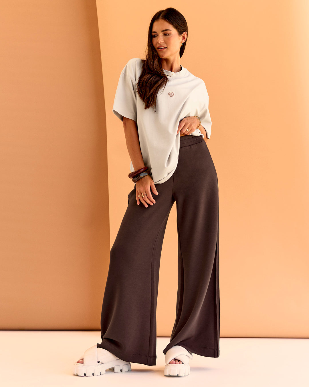Woman wearing CF Unisex Oversized Heavyweight FLXCotton Tee - Clay-CF X LSKD Sport | Model:Chloe | Size:XS - view 5