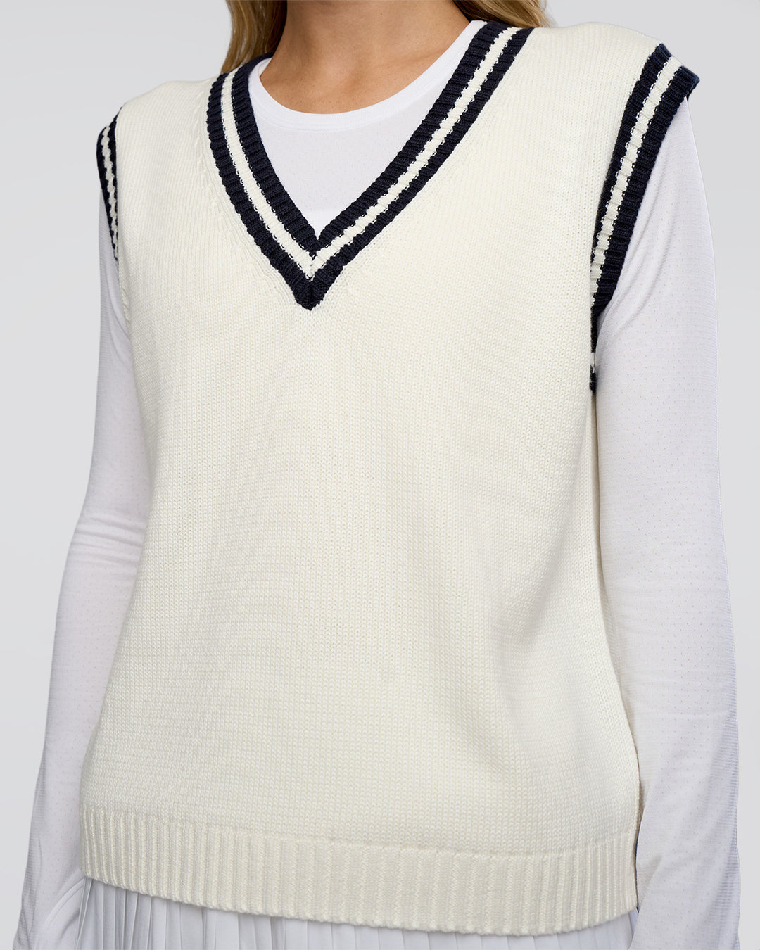 Woman wearing Clubhouse Vest - Off White-Future Navy | Model:Leilani | Size:XS - view 8