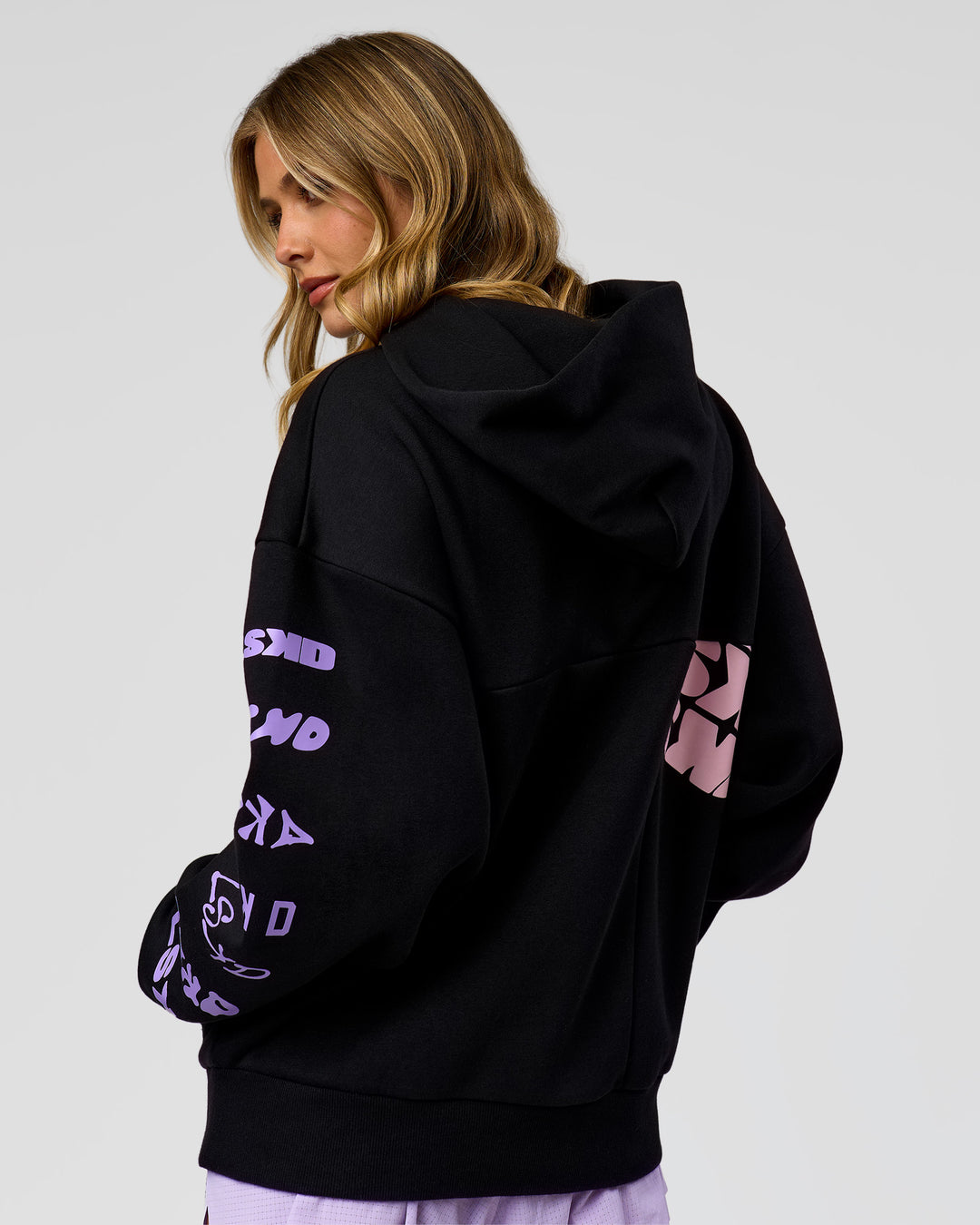 Woman wearing Deconstructed Fleece Hoodie - Caviar-Marshmallow-Pale Lilac | Model:Leilani | Size:XS - view 5