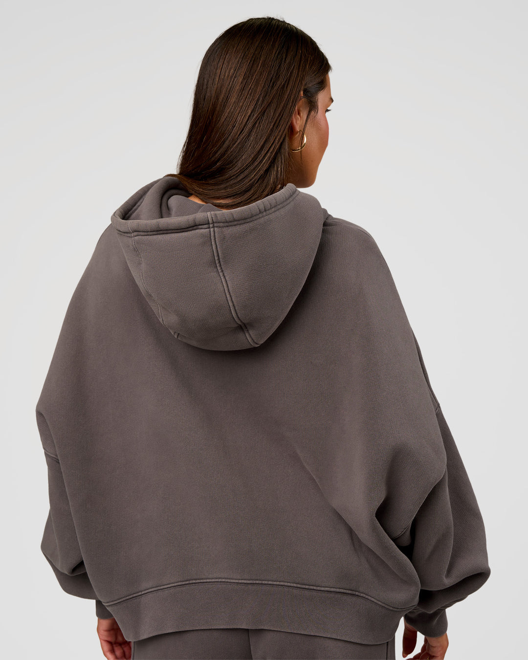 Woman wearing Distort Oversized Hoodie - Duskstone Washed | Model:Bianca | Size:XS - view 3