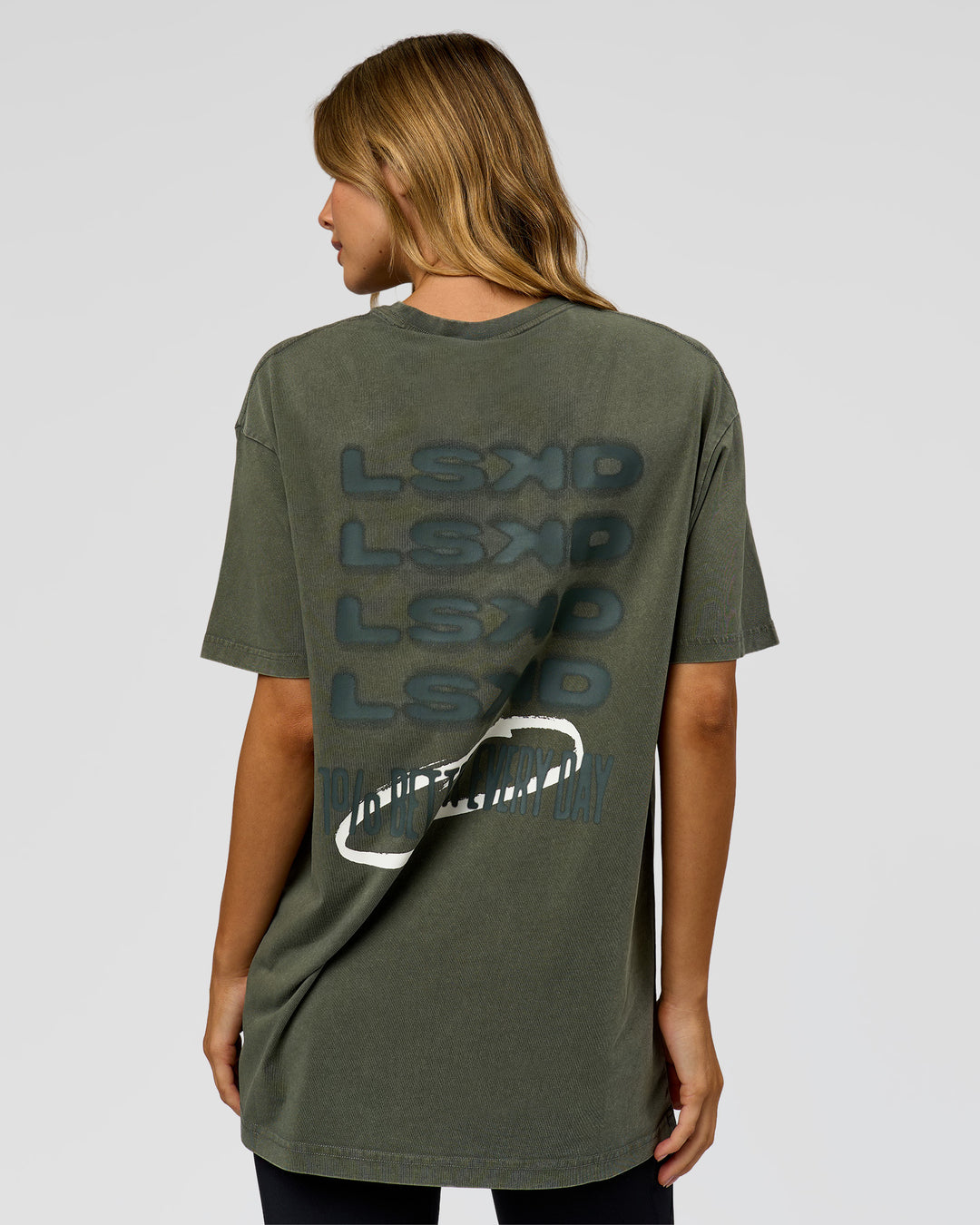Woman wearing Everyday Elevation FLXCotton Oversized Tee - Carbon Green Washed -White | Model:Leilai | Size:XS - view 11