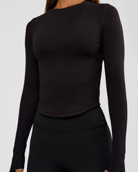 Woman wearing Flow Rib Long Sleeve Tee - Black | Model:Brylee | Size:XS | Thumbnail Index: 3