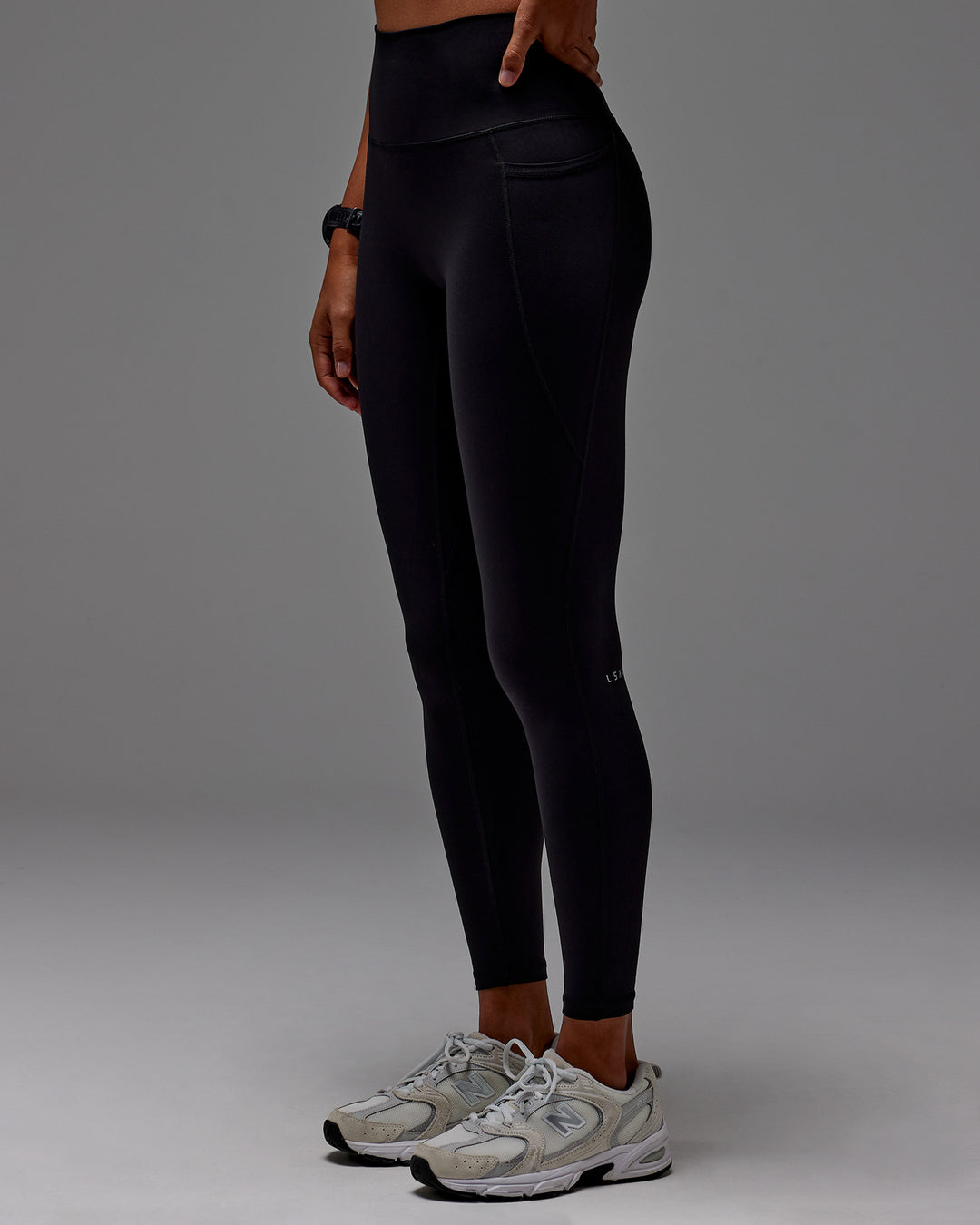 Woman wearing Fusion Ultra High-Rise Full Length Legging Pockets - Black | Model: Txai | Size:XS - view 22
