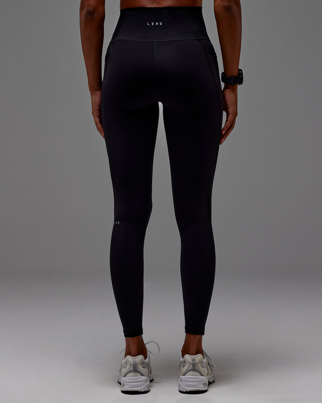 Woman wearing Fusion Ultra High-Rise Full Length Legging Pockets - Black | Model: Txai | Size:XS - view 20
