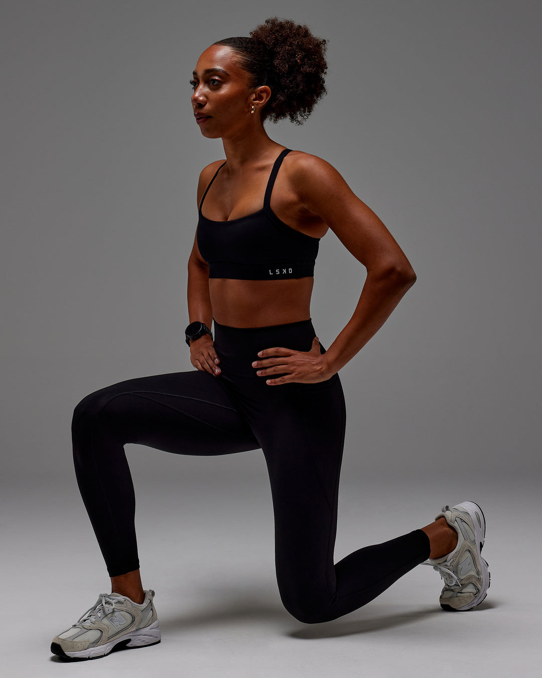 Woman wearing Fusion Ultra High-Rise Full Length Legging Pockets - Black | Model: Txai | Size:XS - view 21