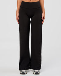 Woman wearing Fusion V-Contour High-Rise Petite Pant - Black | Model:Issy | Size:XS | Thumbnail Index: 5