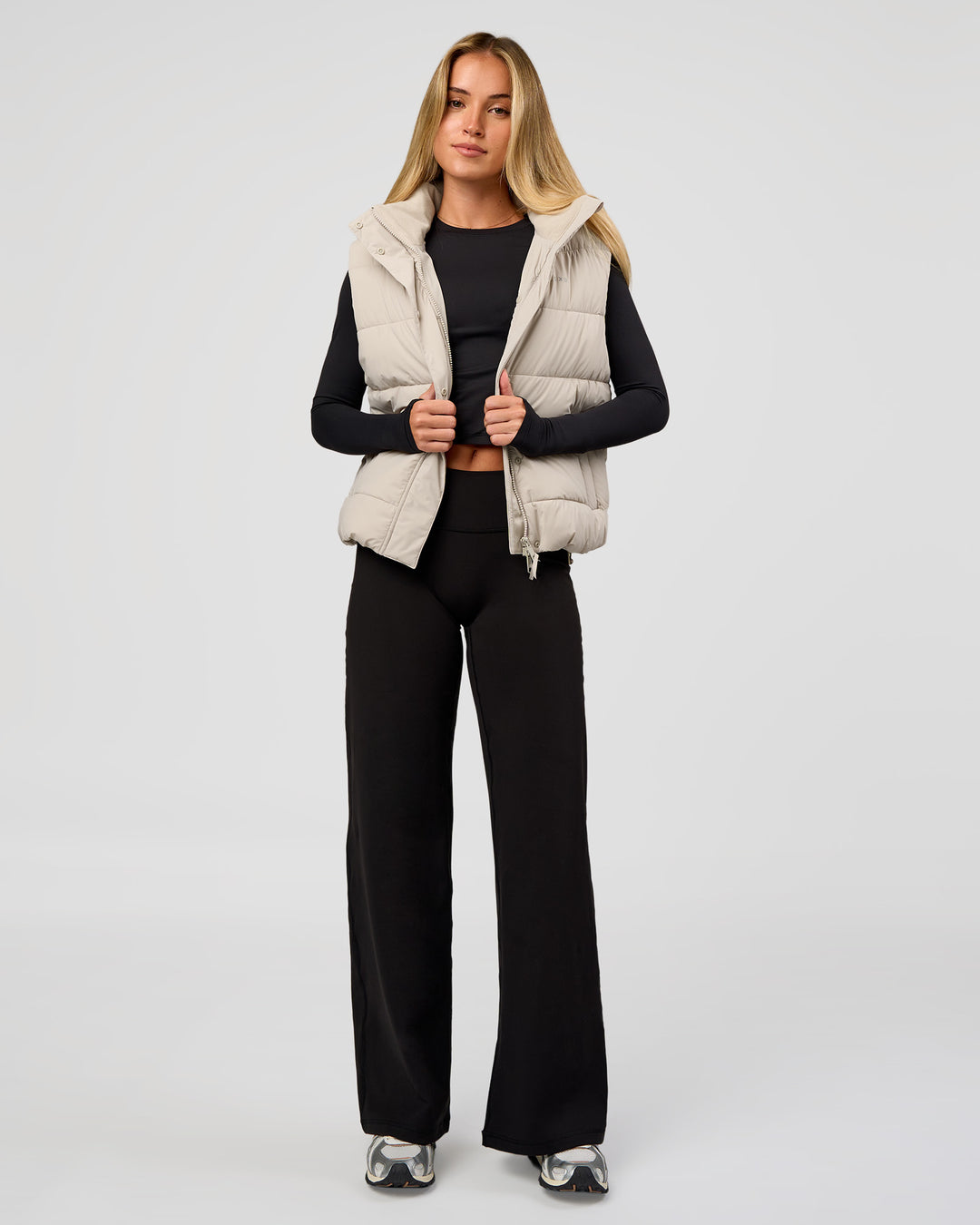 Woman wearing Fusion V-Contour High-Rise Petite Pant - Black | Model:Issy | Size:XS - view 3