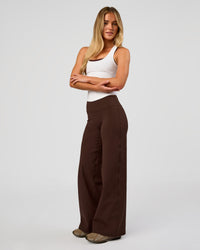 Model wearing Fusion V-Contour High-Rise Petite Pant - Hot Chocolate | Model:Issy | Size:XS | Thumbnail Index: 6