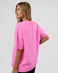 Woman wearing Go-To FLXCotton Oversized Tee - Ultra Fuchsia Washed | Model:Leilani | Size:XS | Thumbnail Index: 3