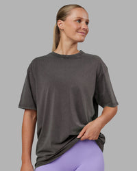 Woman wearing Heart FLXCotton Oversized Tee - Washed Dark Storm-Violet Ray | Model:Neve | Size:XS | Thumbnail Index: 2