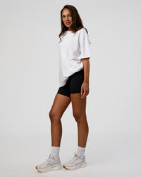 Woman wearing High Run FLXCotton Oversized Tee - White-Jelly Mint | Model:Kirstyn | Size:XS | Thumbnail Index: 10