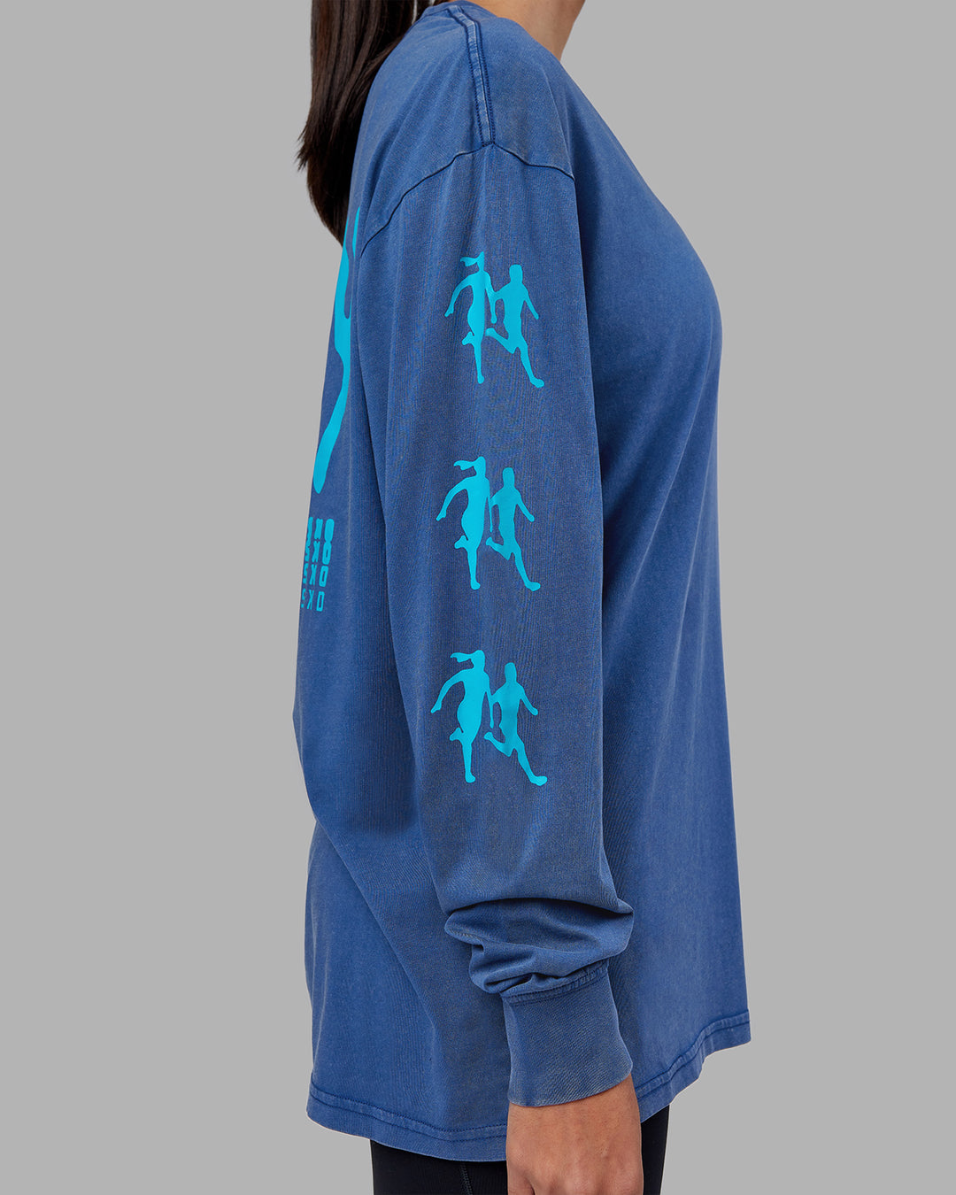 Woman wearing Inferno Journey FLXCotton Oversized Long Sleeve Tee - Midnight Blue-Blue Bird | Model:Rhiley | Size:XS - view 15