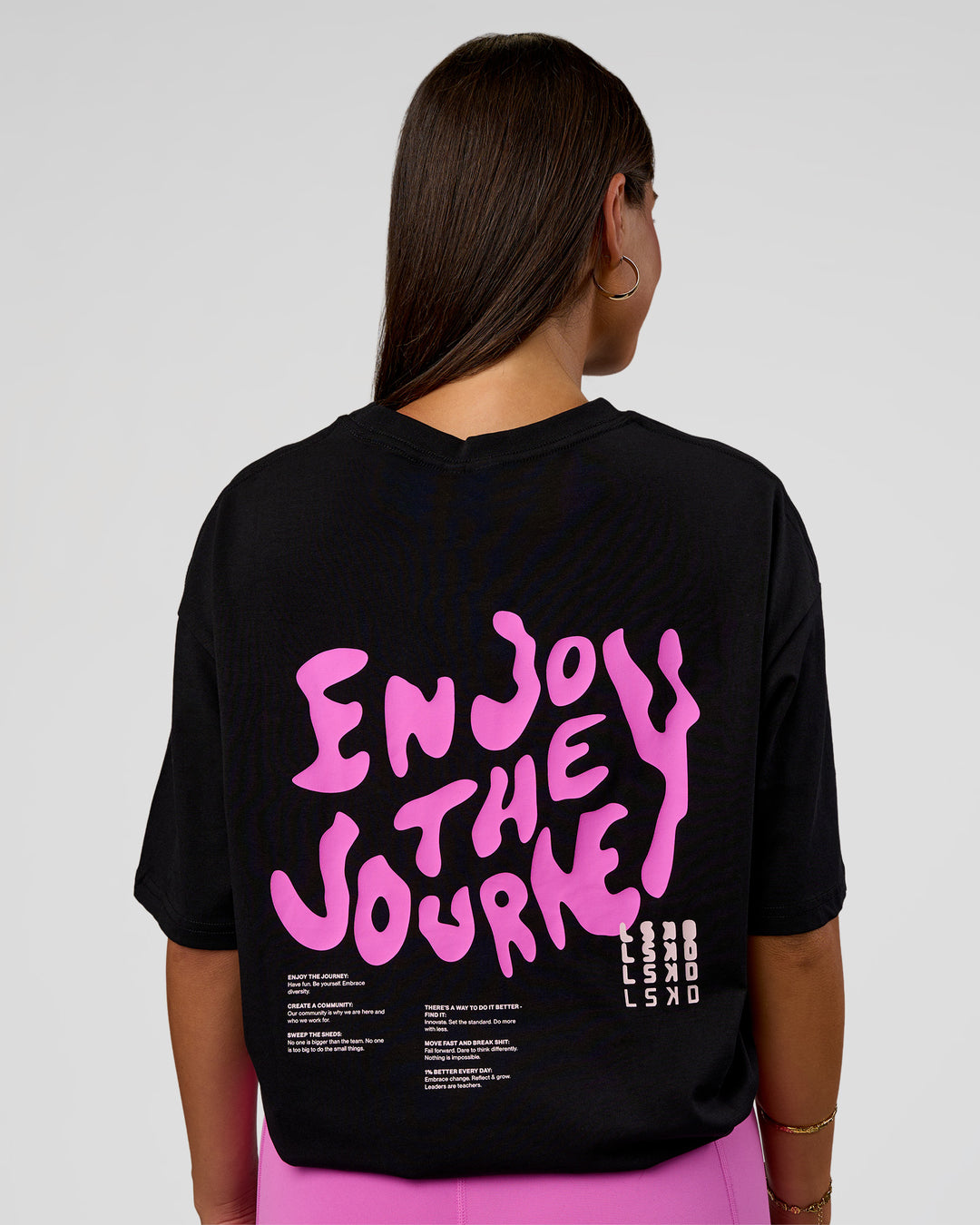 Woman wearing Inferno Journey FLXCotton Oversized Tee - Black-Ultra Fuchsia | Model:Bianca | Size:XS - view 4