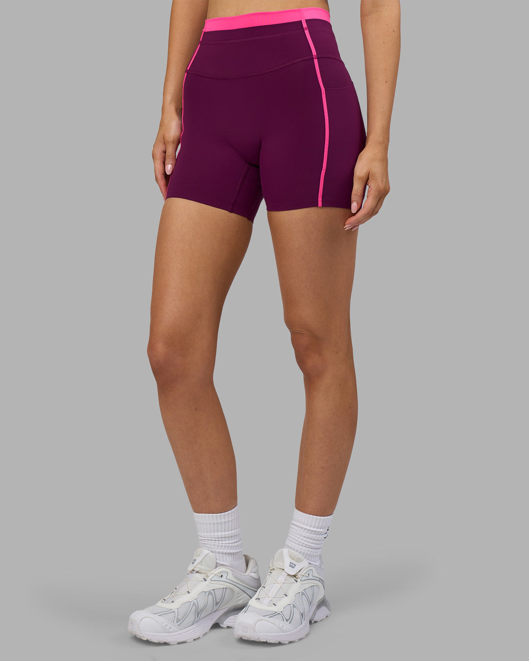 Woman wearing Liberate Contrast High-Rise 4" Short Pockets - Plum Caspia-Ultra Pink | Model:Leilani | Size:XS - view 6
